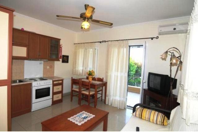 Apartment Meliti *